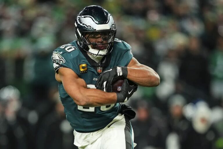 Saquon Barkley Excited for Eagles' New Offense Under Sean Mannion